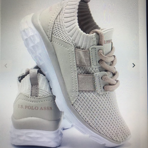 Shose - Picture 8 of 8